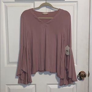 NWTAltar’d State Pale Mauve Bell-Sleeved Flowy Top